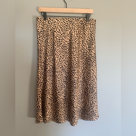 Loft Leopard Skirt - Picture 2 of 4